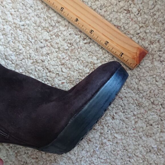 Stuart Weitzman Chocolate Brown Suede Ankle Boots size 10M - Picture 9 of 12